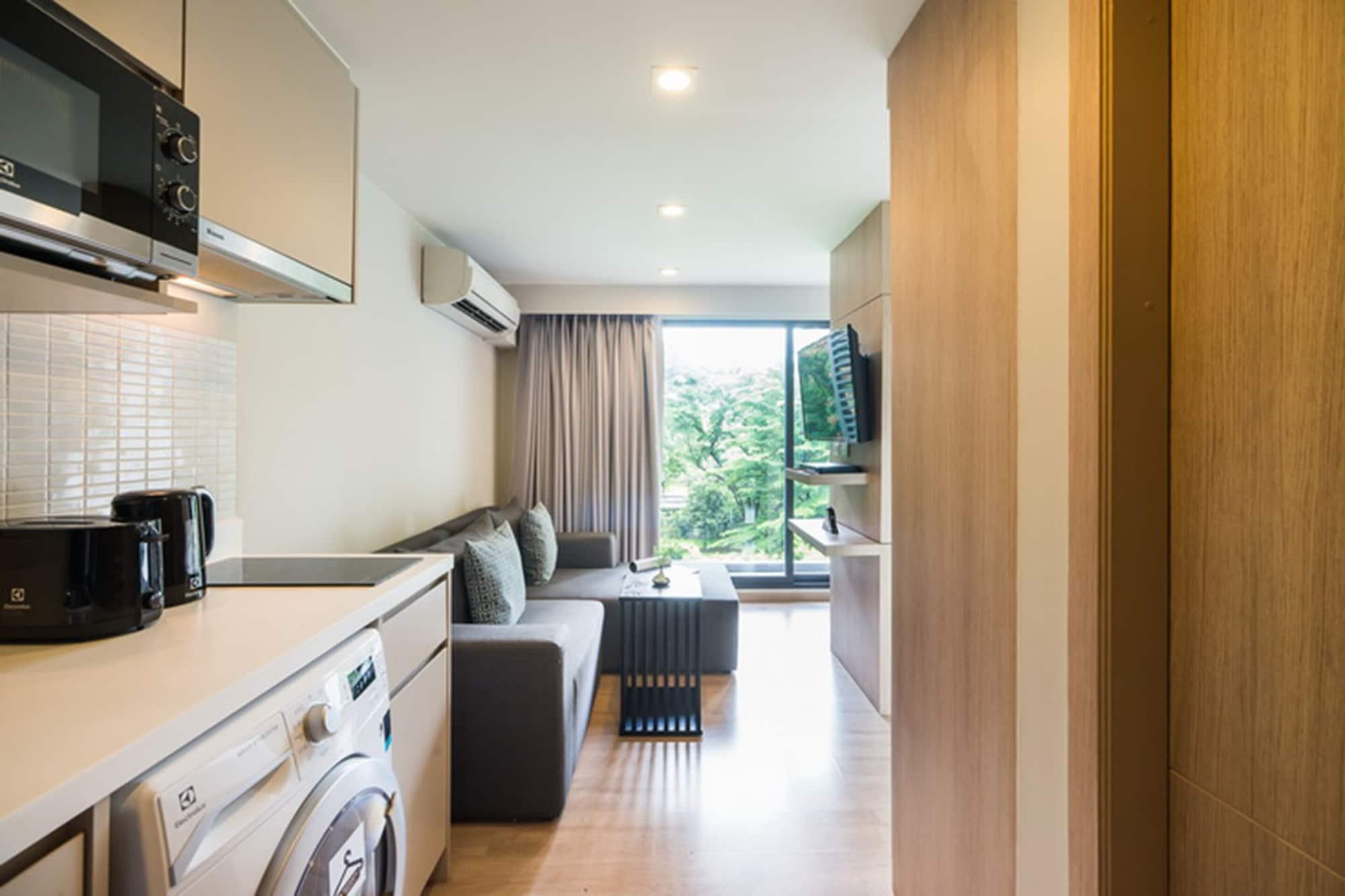 The Residence On Thonglor By Uhg Bangkok Exterior foto